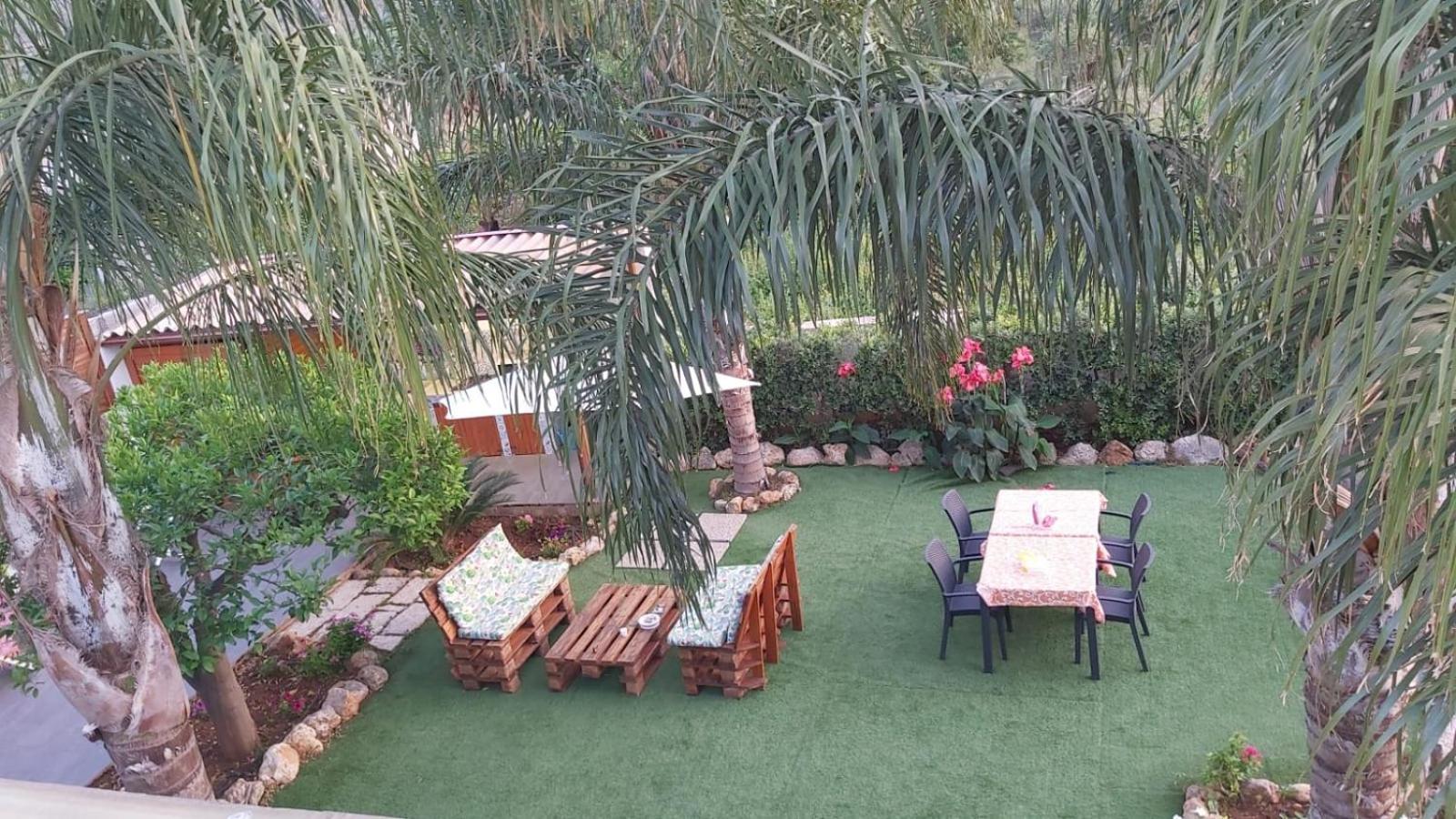 Couette-café L'isola Del Sole 3*