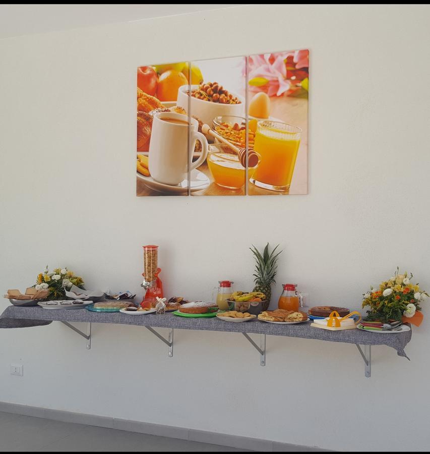 L'isola Del Sole Couette-café 3*